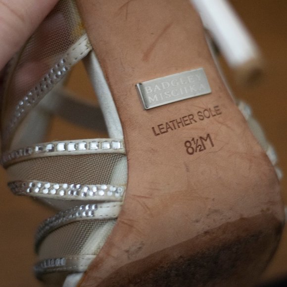 Badgley Mischka Tan Strappy Heel - Picture 4 of 5